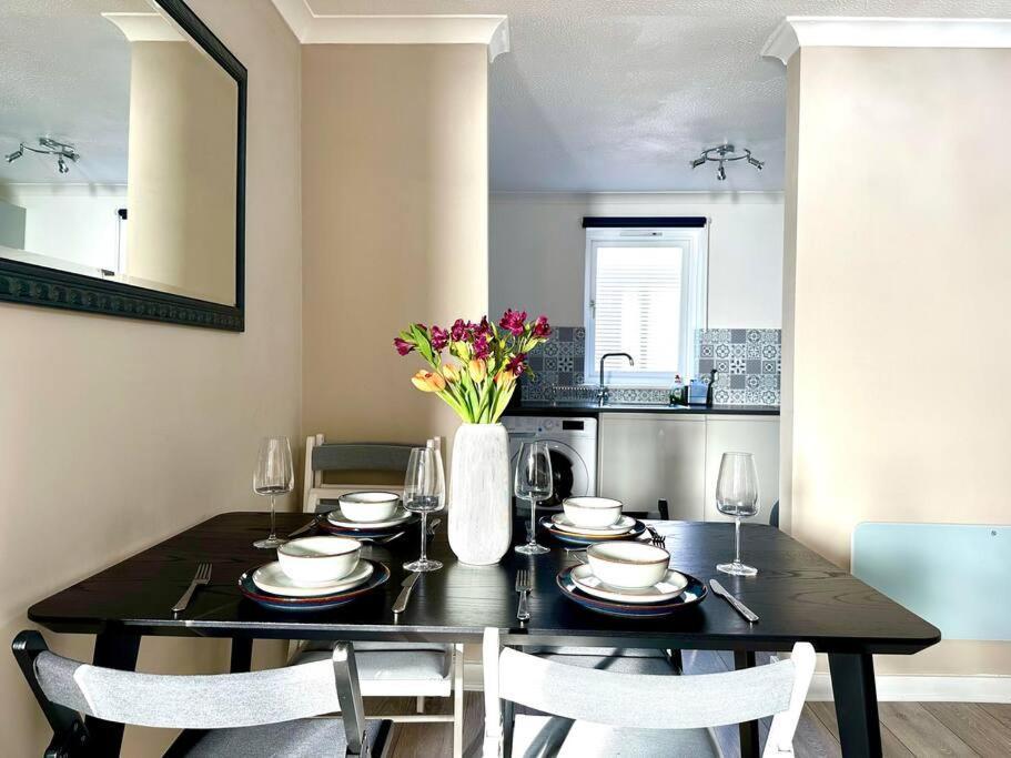 Fab Oxford City Centre Apartment Sleeps 6 With ภายนอก รูปภาพ